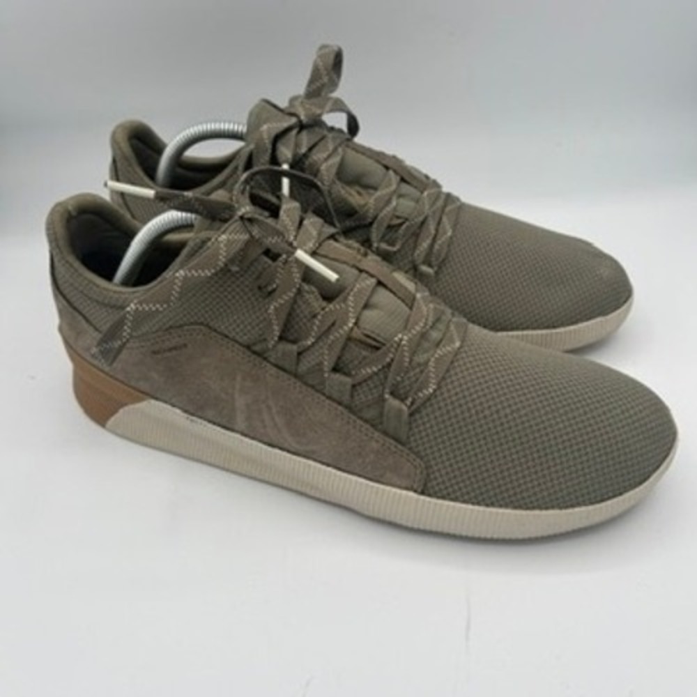 Sorel Out N About Plus Sneaker‎ Women Sz 11 Olive Green Waterproof Low Top